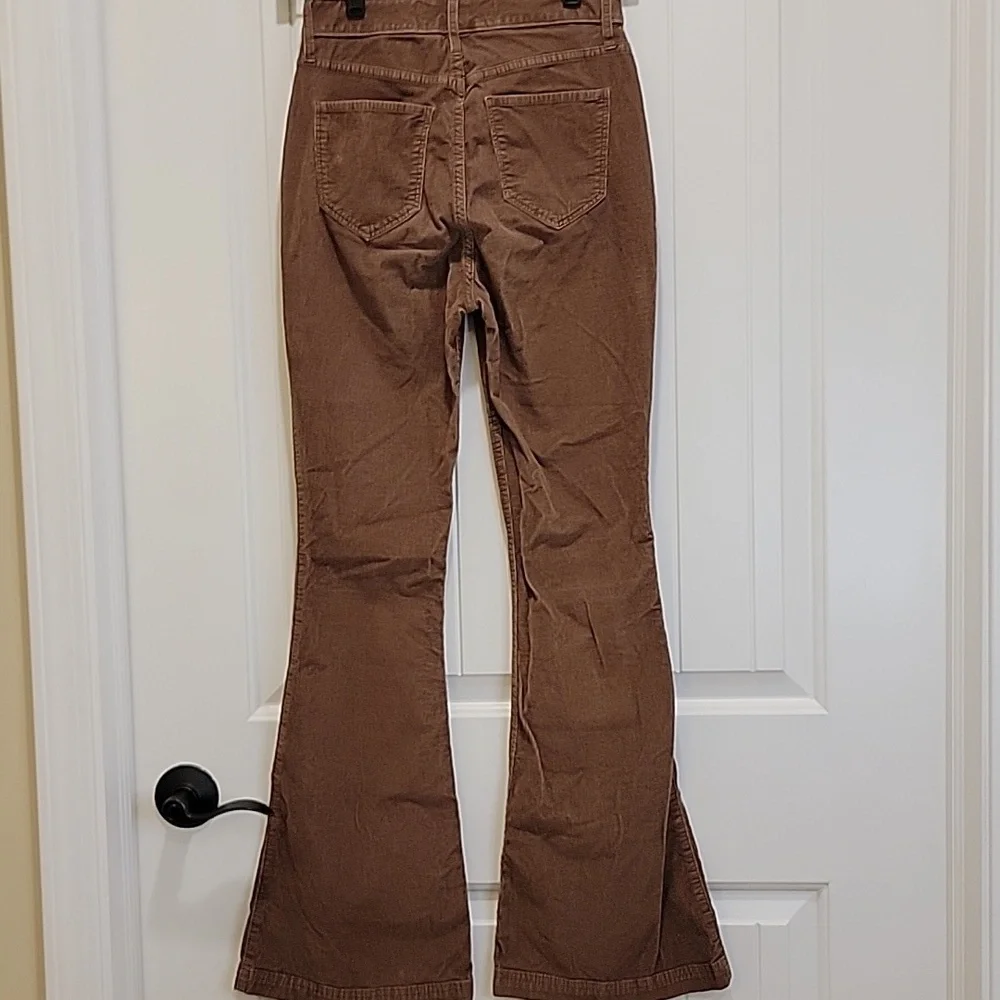 Hollister Brown Ultra High Rise Flare Corduroy Pants Size 1R - Picture 6 of 9